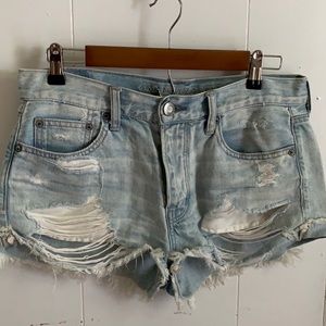 American Eagle Shorts- “Tomgirl Shortie”